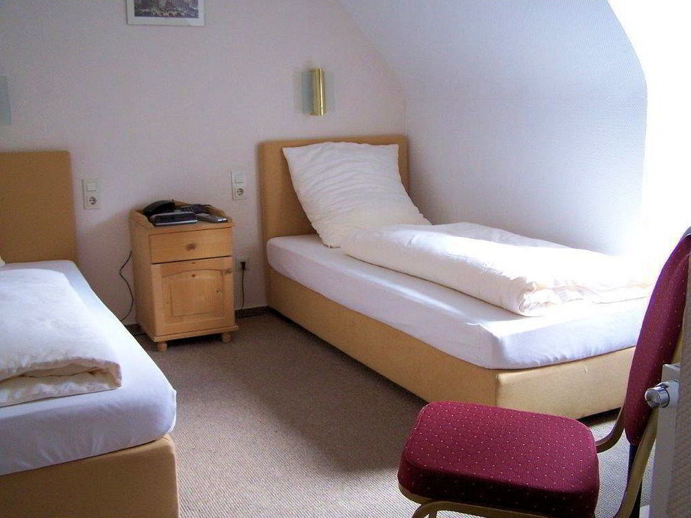 Hotel Kriemhilde Worms Extérieur photo